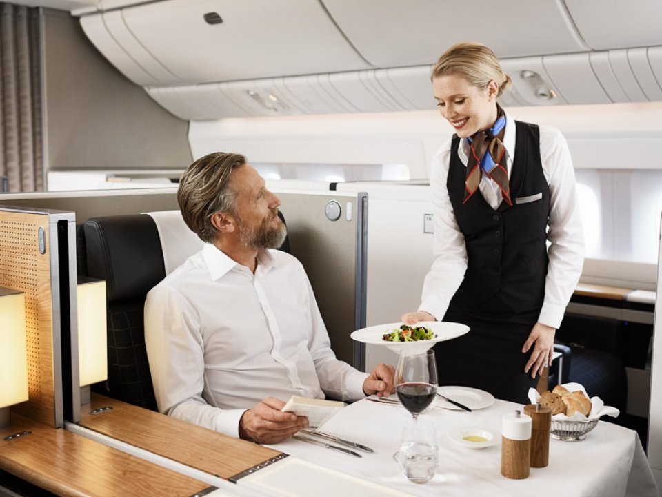 günstig Lufthansa First Class fliegen