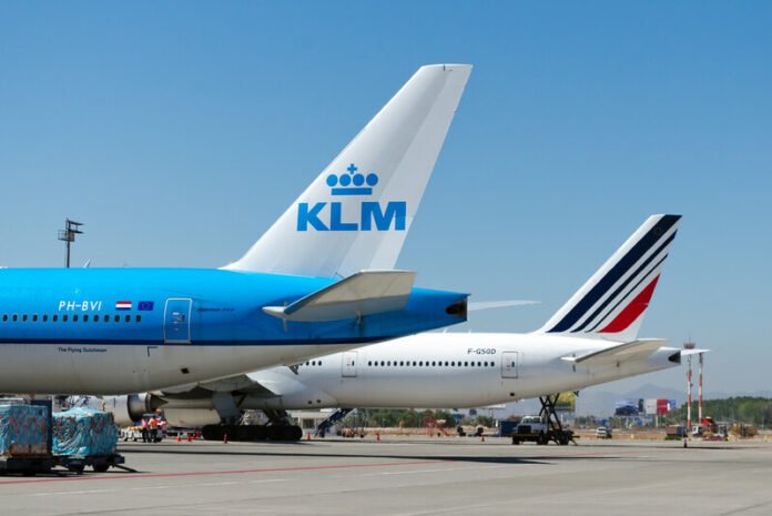 Das gemeinsame Loyalty Programm von Air France und KLM, Flying Blue, bietet dir eine Welt voller aufregender Möglichkeiten, Meilen zu sammeln und auszugeben. Erfahre hier, wie du mit Leichtigkeit den Himmel erobern kannst.