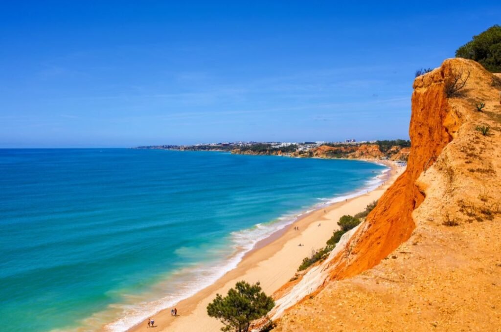 Schönste Strände der Welt: Platz 6 - Falésia Beach (Olhos de Agua, Portugal)