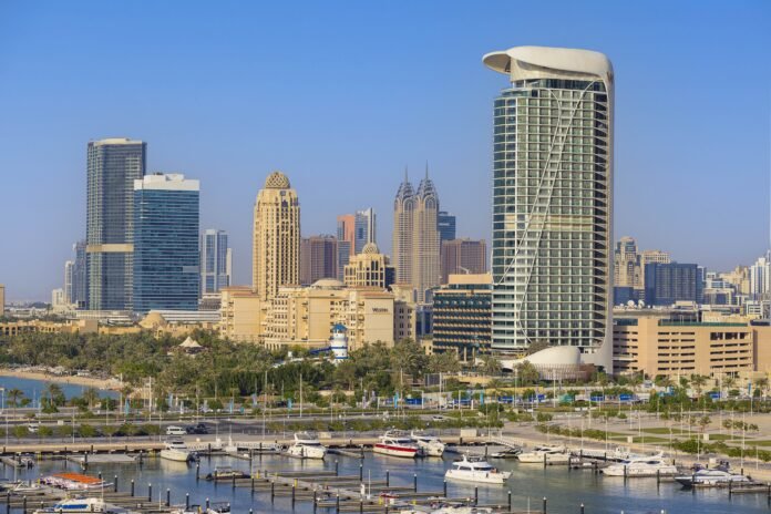 Das W Dubai - Mina Seyahi ist kein gewöhnliches Hotel. Es ist ein Refugium nur für Erwachsene, das einen einzigartigen Mix aus modernem Design und der mystischen Atmosphäre des Nahen Ostens bietet. Copyright: Marriott International