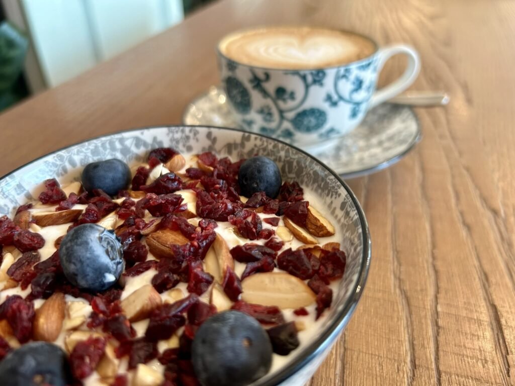 Frühstück im Hyatt Centric Dubai Bircher Müsli