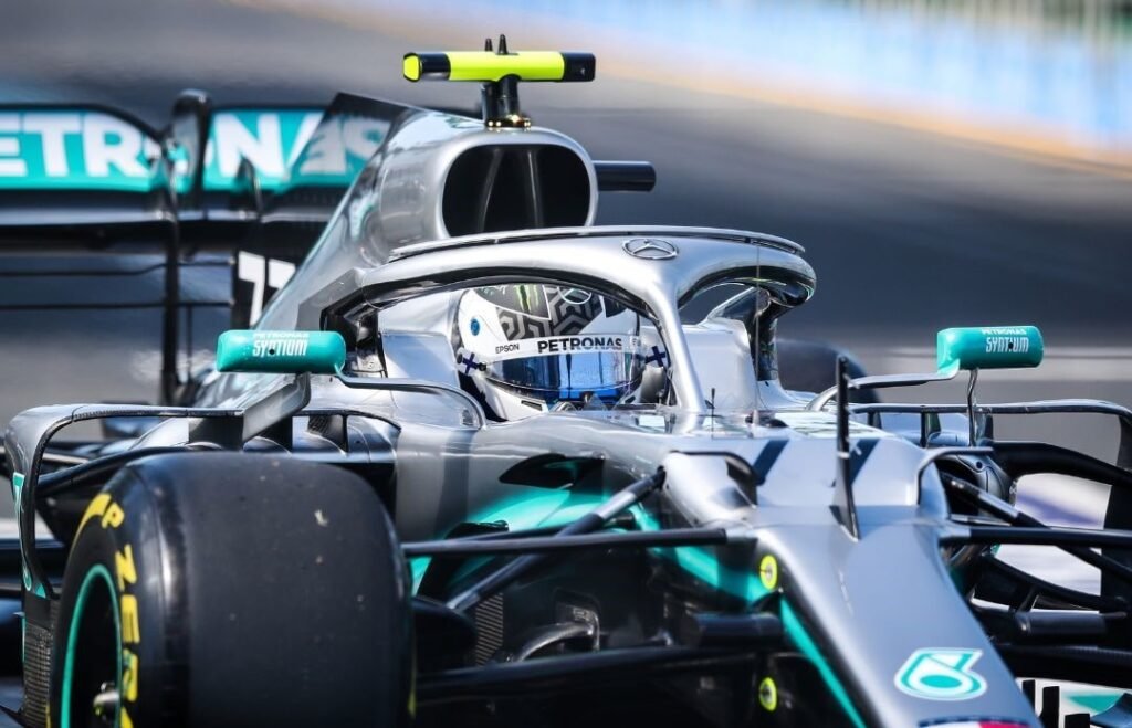 AMG PETRONAS F1: Innovation und Geschwindigkeit auf den Rennstrecken der Formel 1.
